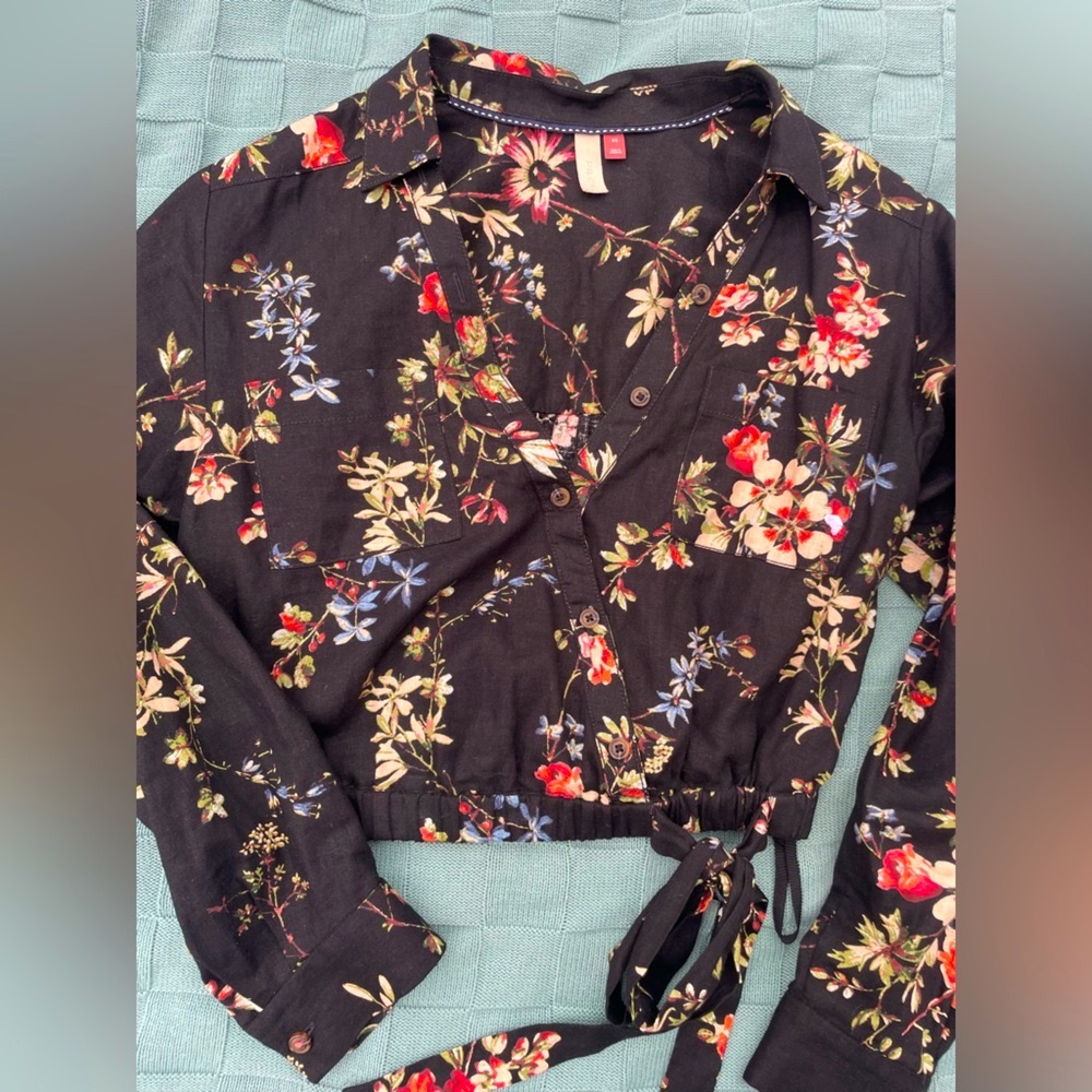 Pilcro Black Floral Button-Down Shirt